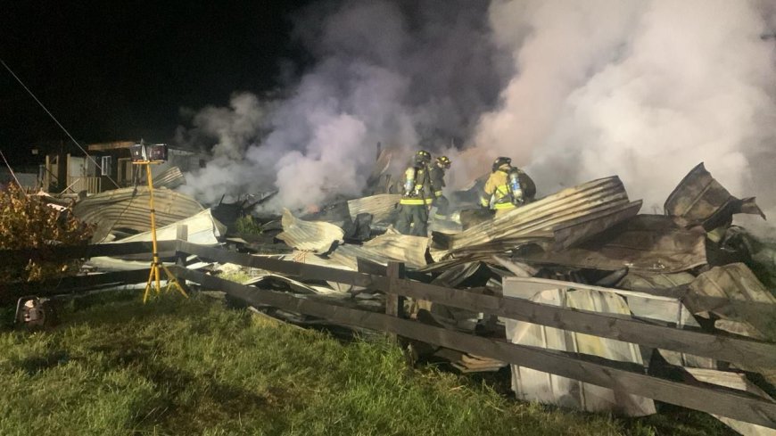 PDI investiga origen de incendio de esta madrugada que causó dos muertes en Río Bueno