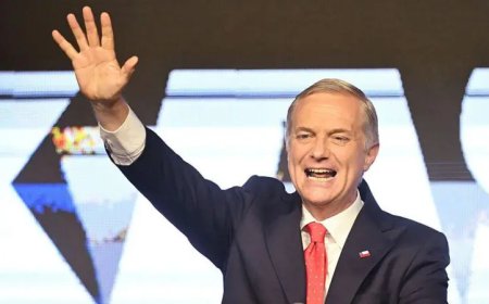 Kast obtiene casi 20 puntos de  ventaja sobre  Jara en primer cómputo oficial del Servel