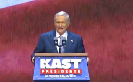 Presidente electo José Antonio Kast pide unidad, orden y esfuerzo colectivo en su primer discurso tras triunfo electoral