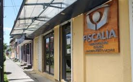 Hombre de 25 años queda en prisión preventiva por apuñalar a su conviviente en ataque con arma blanca en Los Lagos