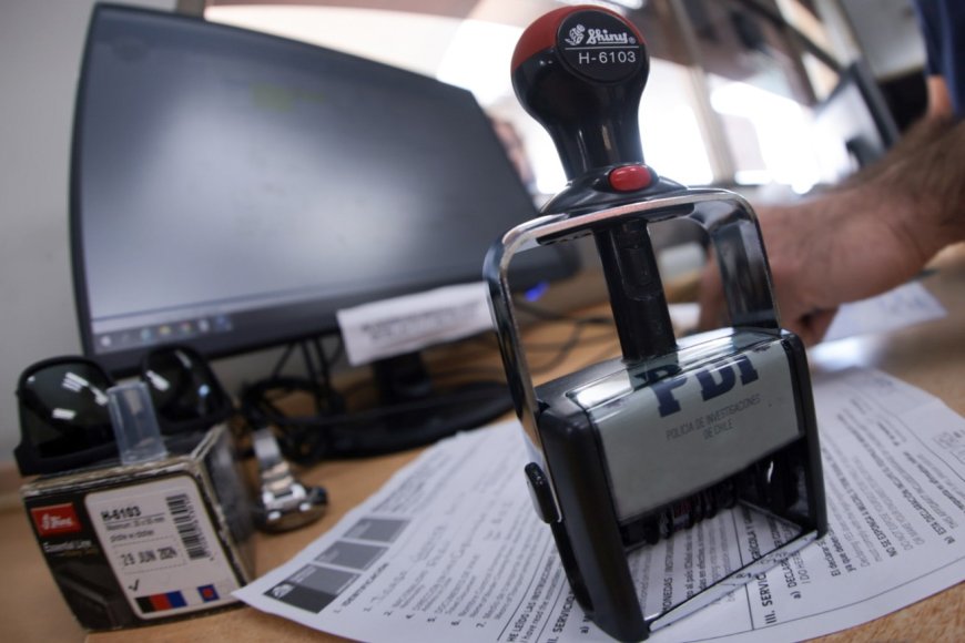 PDI abre postulaciones para 5 técnicos que trabajarán en control migratorio en la Región de Los Ríos