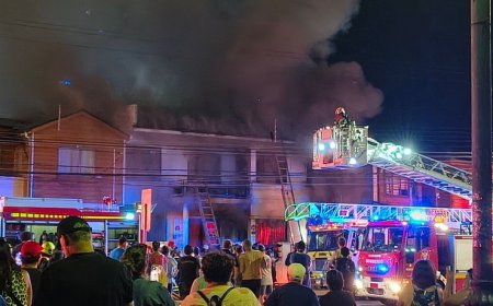 Incendio afecta a dos secretarías ministeriales y fundación Prodemu en edificio de Valdivia