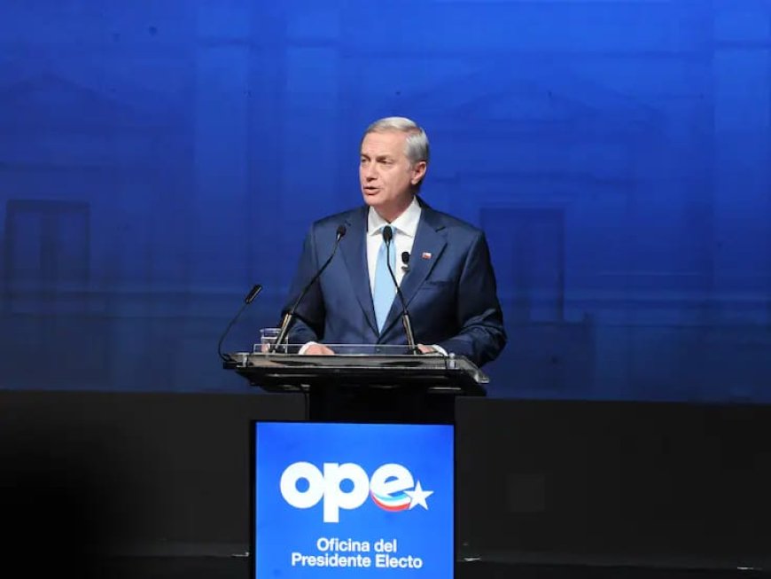 Presidente electo José Antonio Kast anuncia su primer gabinete ministerial predominado por independientes