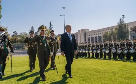 Presidente Kast anuncia paquete de medidas para reforzar a Carabineros, con aumento salarial y beneficios para lesionados