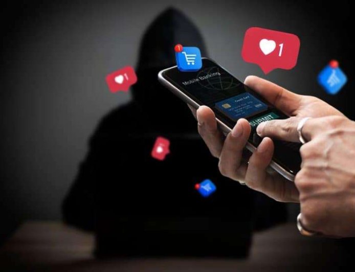 Informe revela que Rusia capacitó a más de mil influencers en Latinoamérica para desinformar, incluido Chile