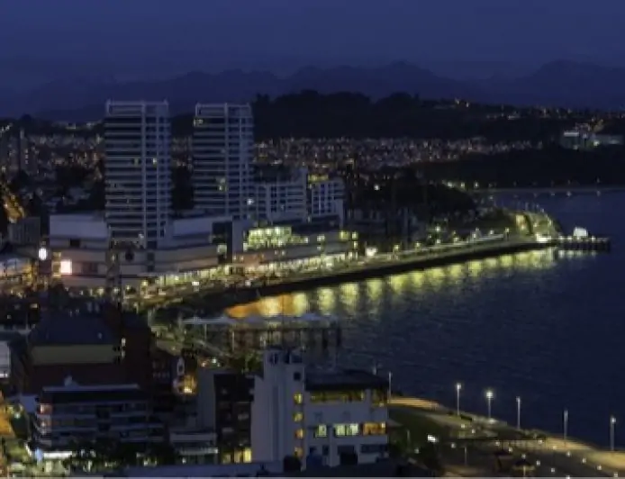 Adiós al comercio sexual en las calles de Puerto Montt: ordenanza municipal fija multas de hasta 5 UTM