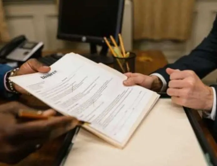 Nueva ley permite que una docena de trámites ya no requieren pasar por notarías y se podrán hacer desde casa