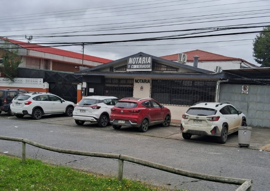 Desconocidos roban $7 millones a usuario dentro de notaría en Río Bueno