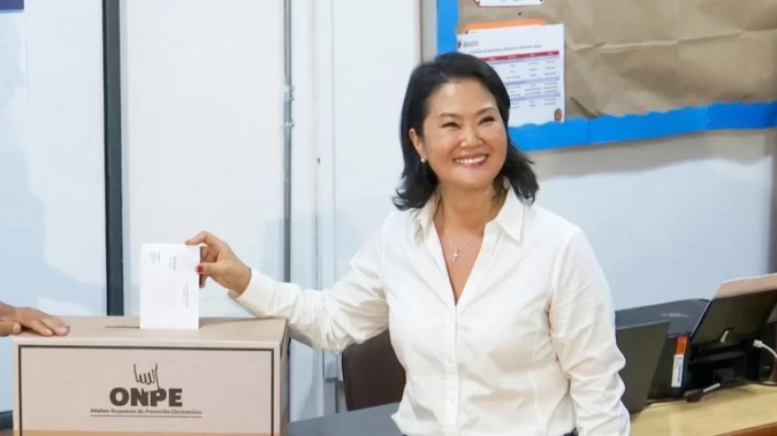 Keiko Fujimori lidera encuesta a boca de urna en Perú con 16,5% seguida de López Aliaga con 12,8% en primera vuelta