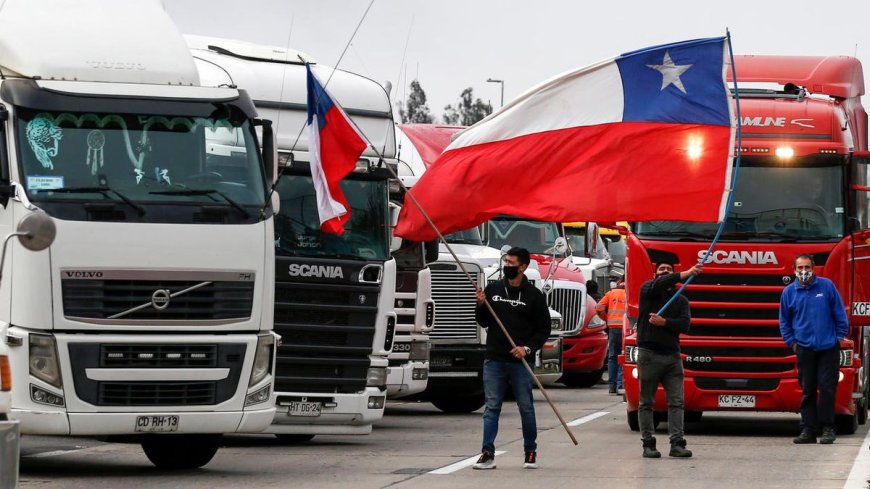 Camioneros advierten que nueva alza de combustibles es "una lápida al sector" y piden tarifas justas