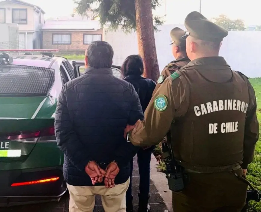 Dos sujetos fueron detenidos por robo de especies en supermercado de Mariquina