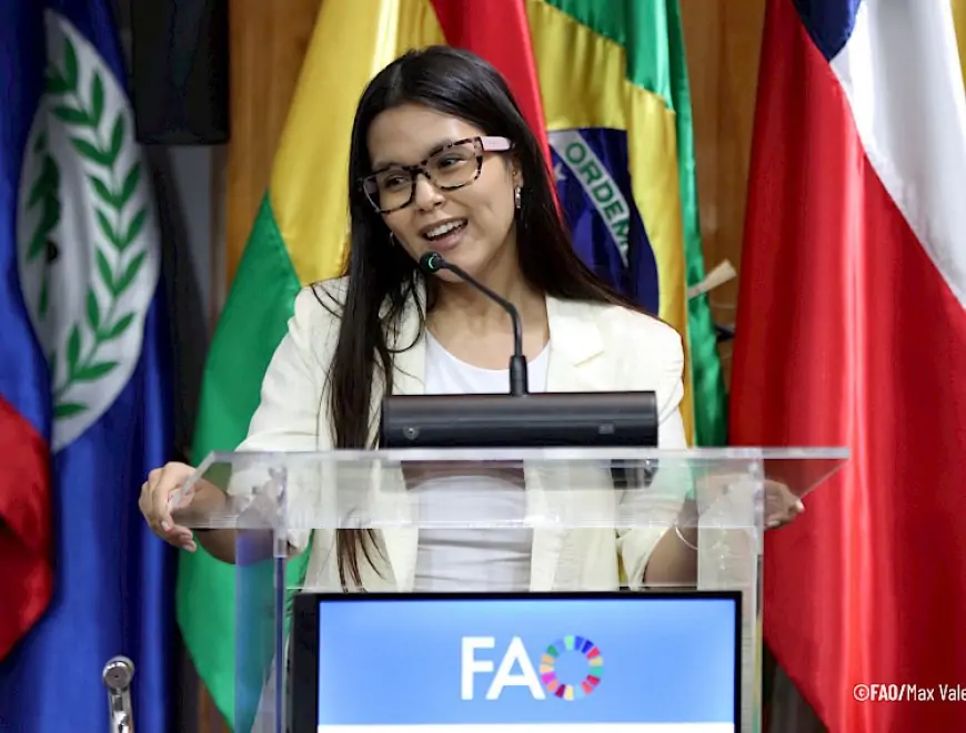 La chilena que hizo historia: Isidora Uribe recibe el premio "Freedom from Want" junto a Zelenski y Pelicot