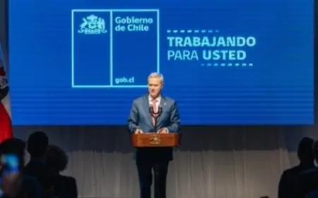 Aprobación de Presidente Kast cae a 29,1% en Pulso Ciudadano pero se mantiene en 38% en Criteria
