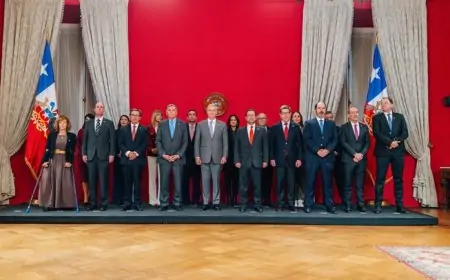 Presidente Kast realiza primer cambio de gabinete a 69 días de asumir: salen Mara Sedini y Trinidad Steinert y asume Martín Arrau en Seguridad