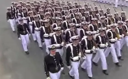 Comandante de la Armada destaca dimensión nacional y educacional de la gesta de la Esmeralda en conmemoración de los 147 años 