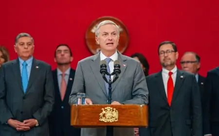 Encuesta Criteria: aprobación de Presidente Kast baja a 37% y desaprobación cae a su nivel más bajo en cuatro semanas