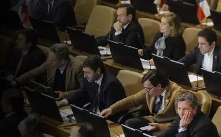 UDI propone fusionar 10 ministerios para reducir de 25 a 19 carteras en Chile