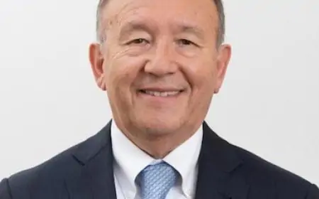Gobierno ajusta reconstrucción por error en deuda: invariabilidad bajaría a 20 años 