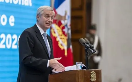 Encuesta Cadem: rechazo al Presidente Kast llega a 53% y 44% cree que debería usar Cuenta Pública para reconocer errores