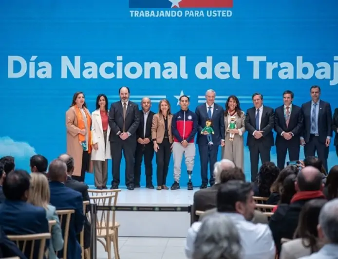 Presidente Kast pidió aislar a los violentistas en manifestaciones por el Día del Trabajador