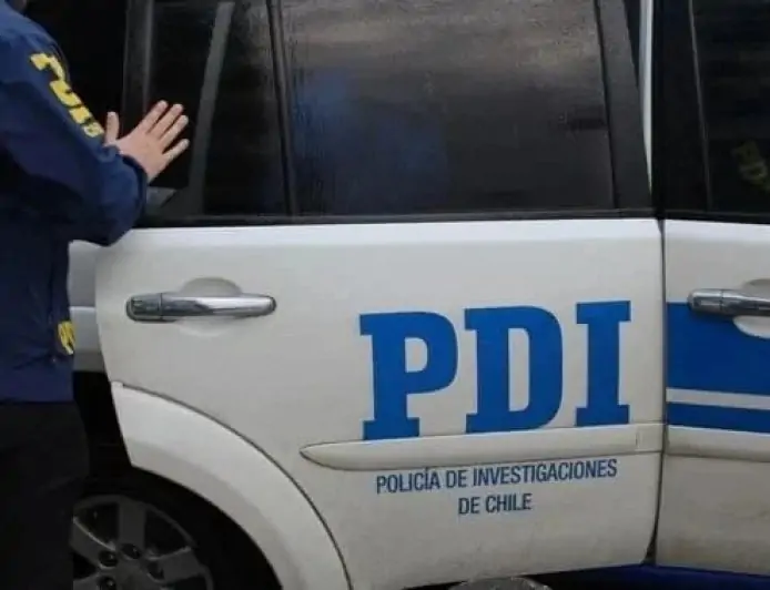 Menor de 17 años es detenido por posesión de cannabis al interior de liceo en La Unión durante revisión de casilleros