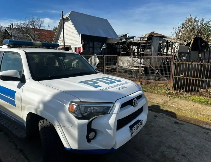 PDI investiga identidad de dos cadáveres hallados tras incendio en San Pablo y señala que víctimas habrían hecho fuego en combustión lenta