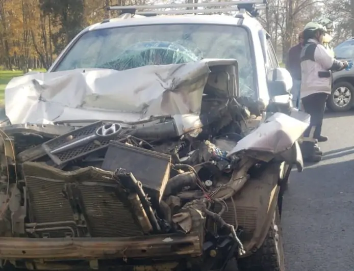 Accidente por alcance en ruta Interlagos deja una persona lesionada tras colisión entre vehículo menor y un camión