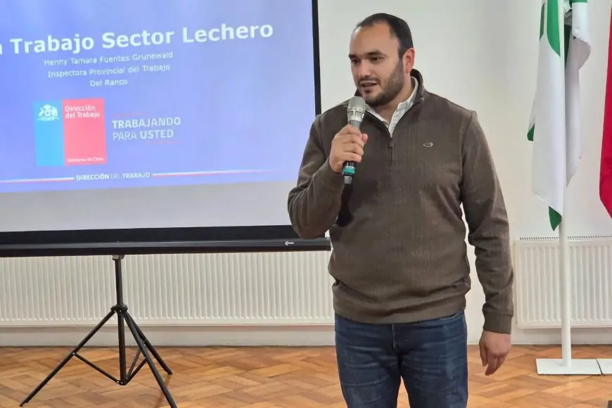 Delegado presidencial en Ranco participa en primera mesa de trabajo con lechería en La Unión