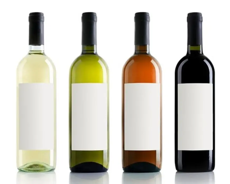 Viñateros denuncian ante Presidente Kast venta de "vino falso" de hasta 8 grados y precios predatorios de $100 por kilo de uva