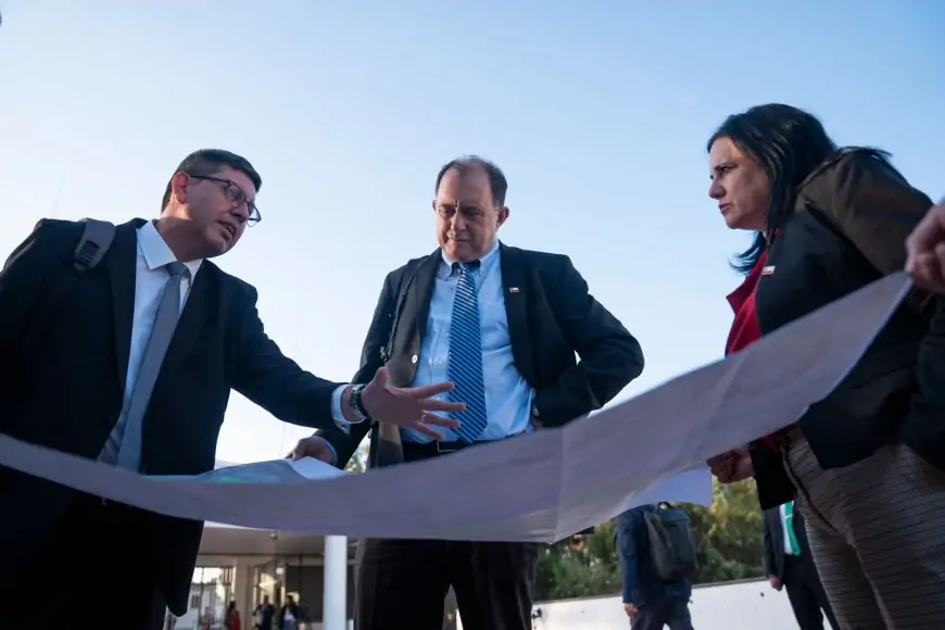 Ministro Poduje: empresas constructoras peor evaluadas perderán crédito de enlace por recorte presupuestario