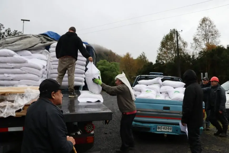 INDAP entrega Capital de Trabajo a 450 usuarios de PRODESAL en Lago Ranco antes del invierno