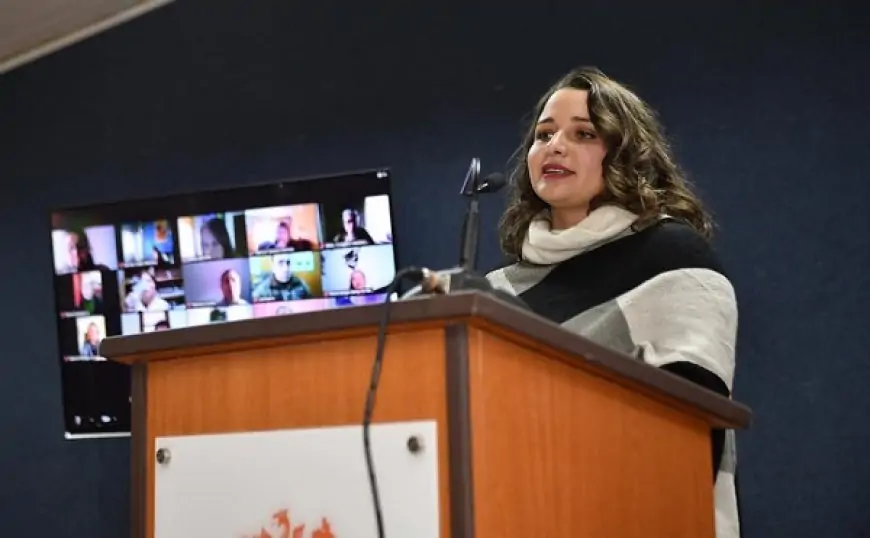 Alcaldesa Carla Amtmann acusa al MINSAL por retraso de más de $2.300 millones en recursos para Atención Primaria de Salud en Valdivia