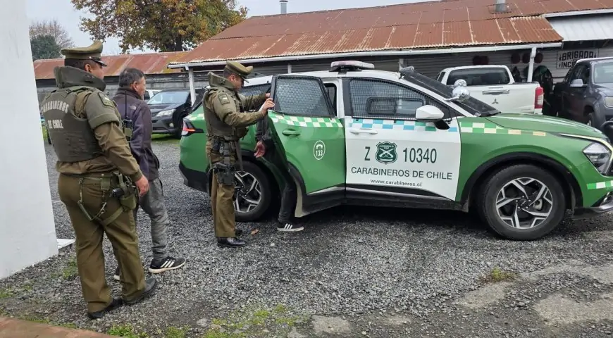 Rápida acción de Carabineros permite detener a dos sujetos por robo en vivienda de Río Bueno