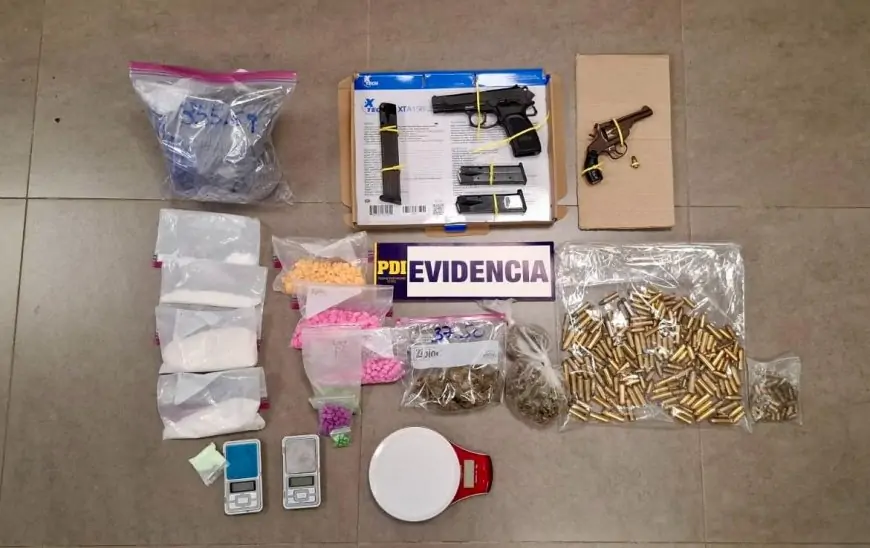 Cinco personas son detenidas en operativo antidrogas en Valdivia por PDI con incautación de armas, munición de guerra y drogas