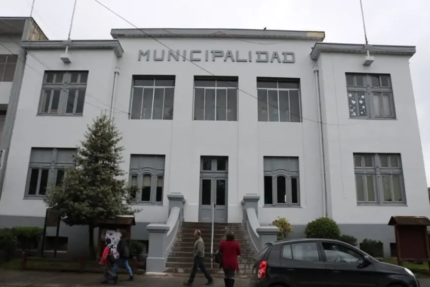 Cuatro de seis concejales de La Unión rechazaron becas municipales por presunta irregularidad