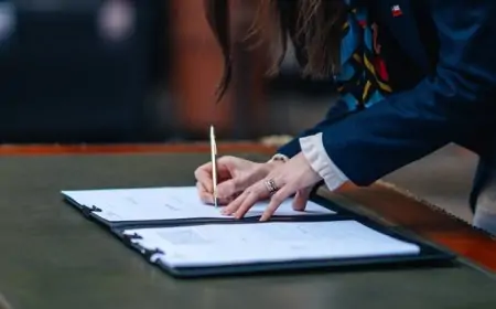 Presidente Kast firma indicaciones para Sala Cuna Universal: creación de Fondo Regional para ampliar acceso de mujeres al trabajo