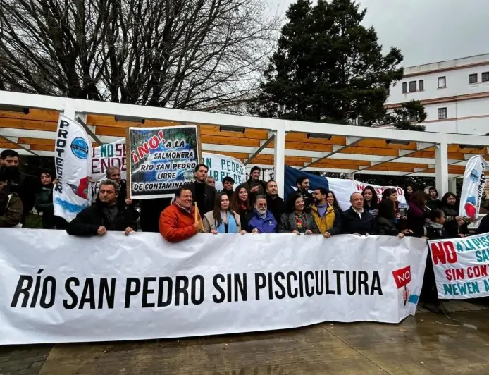 Movimiento Río San Pedro sin Salmoneras espera falllo de la Corte Suprema por proyecto de piscicultura en Los Lagos 