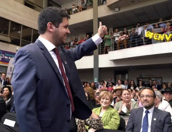 Alcalde Iglesias propone servicio militar especial para menores infractores: "Disciplina antes que cárcel"
