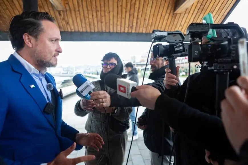 Alcalde de Puerto Montt denuncia nulo avance en proyecto Hito Cero y acusa "show mediático" sin financiamiento ni diseño