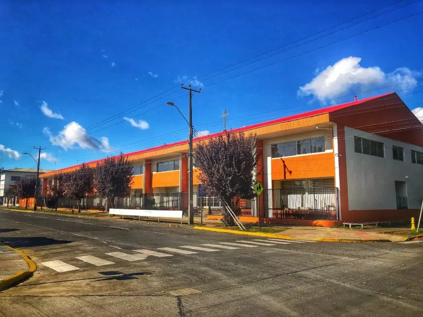 Alumno del colegio Santa Cruz de Río Bueno se extravía y es encontrado sano y salvo en Osorno