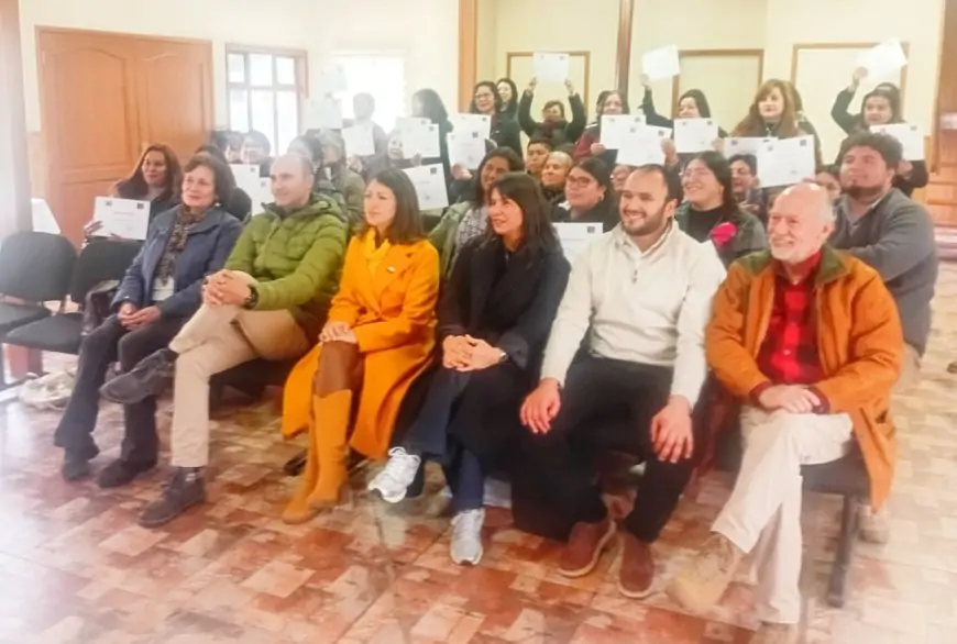 Seremi de la Mujer anuncia mesa por natalidad y destaca egreso de “Mujeres Jefas de Hogar” en Río Bueno 