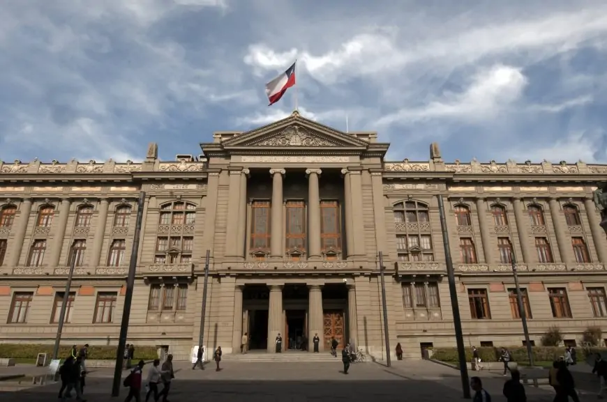 Corte Suprema abre 56 procesos de remoción contra jueces por viajes al extranjero con licencias médicas indebidas