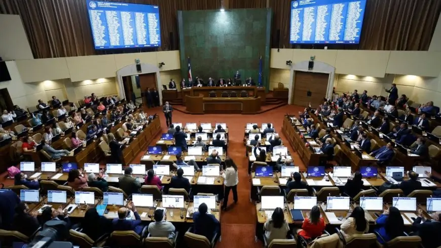 DC propone “Registro de Vándalos de Cuello y Corbata” para sancionar a condenados por delitos económicos con pérdida de beneficios 