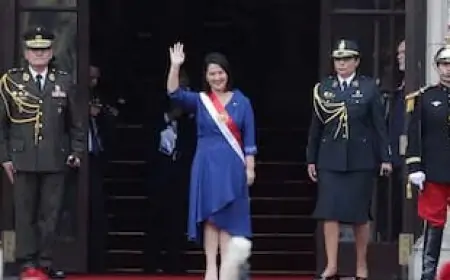 Keiko Fujimori asume Presidencia de Perú: "El reloj ha comenzado a correr"