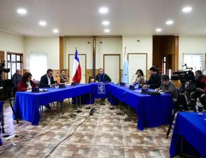 Concejales de Río Bueno autoconvocan a sesión extraordinaria para abordar deuda de $502 millones por arriendo de Casa Machmar