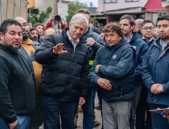 Encuesta Criteria: aprobación de Presidente Kast sube cinco puntos a 37% y desaprobación cae a 52%