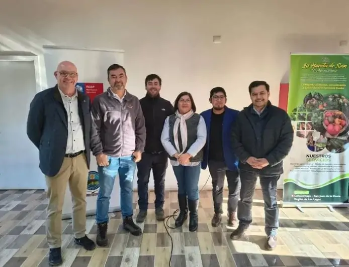 Seminario "Florece San Juan" reúne a productores y especialistas para impulsar la floricultura en la comuna