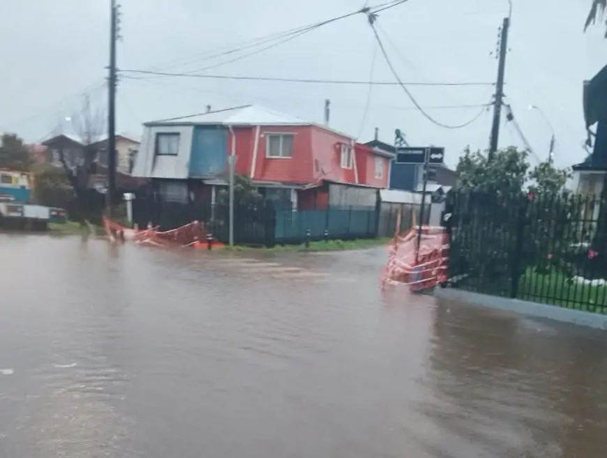 Municipio de Osorno despliega equipos por emergencia climática en puntos críticos de la comuna