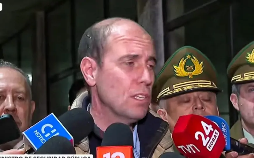 Carabinero herido en Valdivia sigue en "extrema gravedad" y sin posibilidad de traslado, según confirma Ministro Arrau