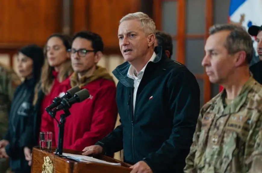 Aprobación de Kast cae a 37% y pesimismo ciudadano alcanza su nivel más alto desde 2015